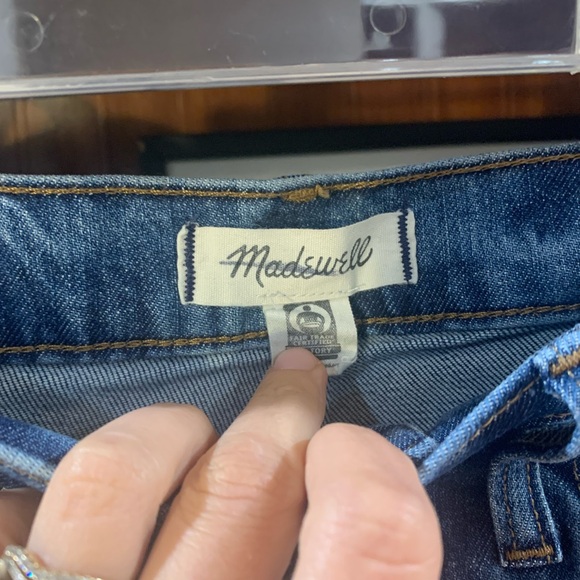 The “Monica Geller” Outfit - Picture 10 of 11